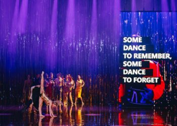 Ένα μανιφέστο μιας γενιάς που εφορμά για να σαρώσει τα πάντα