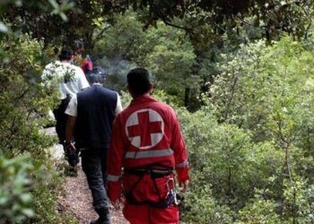 Επιχείρηση για την ανάσυρση άνδρα που έπεσε κοντά στους καταρράκτες της Καλυψούς