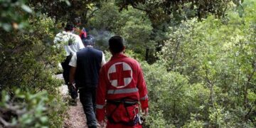 Επιχείρηση για την ανάσυρση άνδρα που έπεσε κοντά στους καταρράκτες της Καλυψούς