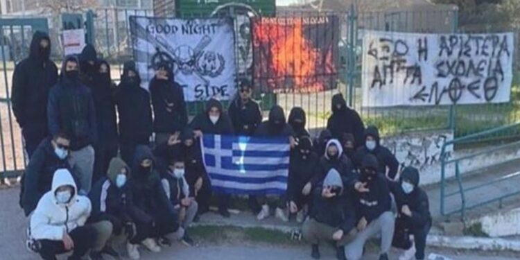 Στον εισαγγελέα οι 28 συλληφθέντες για συμμετοχή σε εγκληματική οργάνωση που δρούσε υπό ακροδεξιό «μανδύα»