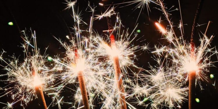 Ποιοι γιορτάζουν σήμερα 8 Μαΐου