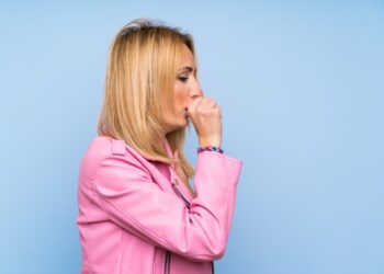 Πότε είναι χρόνιος, τι τον προκαλεί και πώς να τον αντιμετωπίσετε