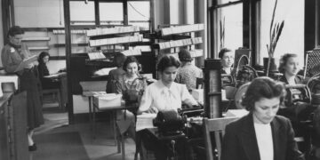 Η γυναίκα με το τρυπάνι που πάτησε τον Χίτλερ