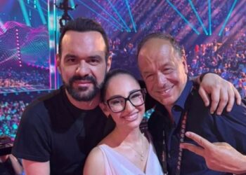 Ο Φωκάς Ευαγγελινός αποθεώνει την Klavdia