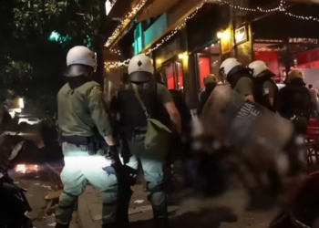 Καταγγελίες για αστυνομική βία στα Εξάρχεια