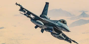 Πολύ σκληρό για να πεθάνει, οι ΗΠΑ σκέφτονται τα Block 80 – Στη φωλιά των F-35 ο Αρχηγός ΓΕΑ