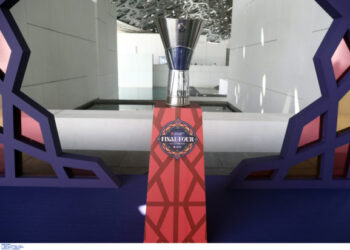 Οι διαιτητές που θα σφυρίξουν στους δύο ημιτελικούς