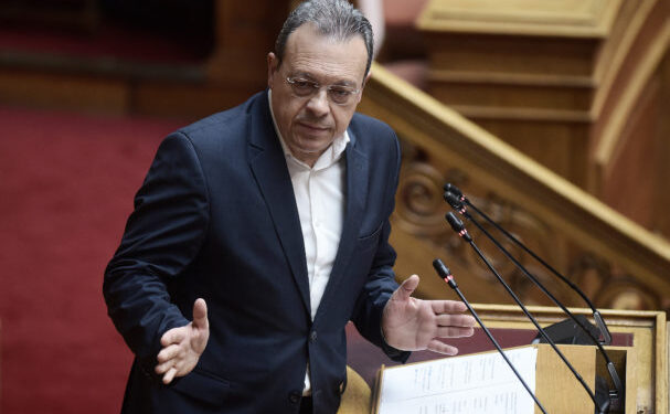 Συνάντηση με τον Πρόεδρο της Δημοκρατίας, πρόταση για ομιλία Μαχμούντ Αμπάς στη Βουλή