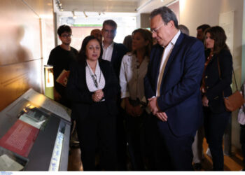 Αναλαμβάνουμε την ευθύνη να κάνουμε ό,τι μπορούμε για να μην έχουμε προσφυγιά και πόνο