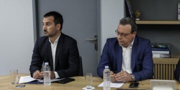 Συνάντηση Φάμελλου – Χαρίτση: Συνεργασία ώστε να υπάρξει «ουσιαστική Προκαταρκτική» για τα Τέμπη