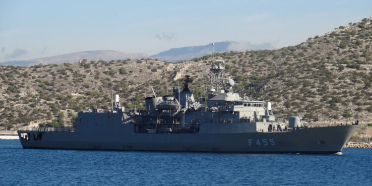 «Χάσαμε» την ΣΑΛΑΜΙΣ – Σκέψεις για εκσυγχρονισμό μόνο δύο φρεγατών ΜΕΚΟ