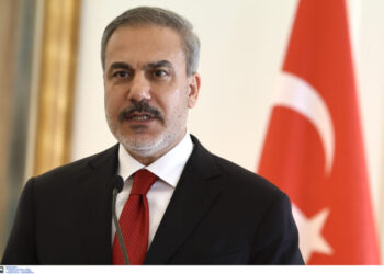 Τουρκία: Ο Φιντάν προσκαλεί Ουκρανία και Ρωσία σε συνάντηση «το συντομότερο δυνατό»