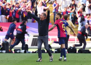 Επέκταση συμβολαίου στον Φλικ μέχρι το 2027