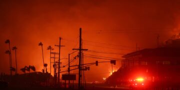Καπνός από τις δασικές πυρκαγιές του Καναδά έφτασε πάνω από την Ελλάδα