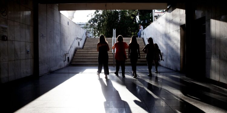 Νέο επίδομα ανεργίας: Αρχίζει η καταβολή του