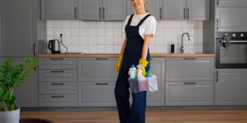 Ειδικός αποκαλύπτει 1 συνήθεια του 1 λεπτού που «μεταμορφώνει εντελώς» το σπίτι σας