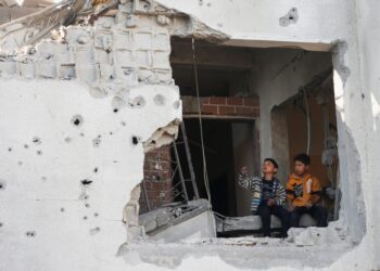 Βόμβες, ασιτία, βρέφη σε σκηνές χωρίς φάρμακα – Η Γάζα αργοπεθαίνει