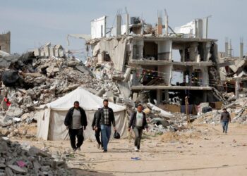 Σχεδόν οι μισοί κάτοικοι της Γάζας είναι πρόθυμοι να φύγουν, σύμφωνα με έρευνα