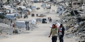 Η Χαμάς λέει ότι τα ισραηλινά πλήγματα σκότωσαν Παλαιστίνιους που προστάτευαν φορτηγά με βοήθεια