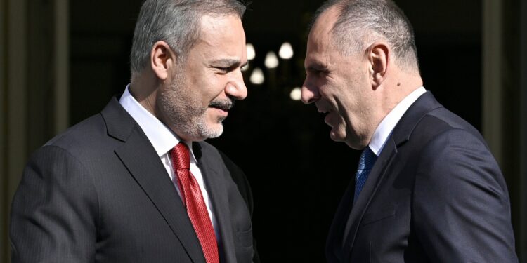 Ιδιωτικό δείπνο Γεραπετρίτη – Φιντάν – Πρόσκληση του Τούρκου ΥΠΕΞ