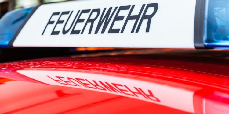 Γερμανία: Συντριβή μικρού αεροσκάφους σε κτίριο στη Βόρεια Ρηνανία – Βεστφαλία