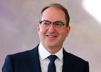 Η Γερμανία θα απορρίψει μετανάστες χωρίς έγγραφα στα σύνορα, δήλωσε ο υπουργός Εσωτερικών