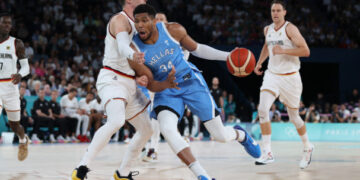 Γιάννης Αντετοκούνμπο: «Αγαπώ να παίζω για την Ελλάδα και να εκπροσωπώ τη χώρα μου»