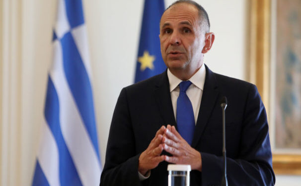 Απευθύνω μία έκκληση, ας παραμείνουμε ενωμένοι