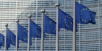 Οι ηγέτες της ΕΕ χαιρετίζουν την εκλογή του νέου Πάπα και δηλώνουν έτοιμοι για στενή συνεργασία