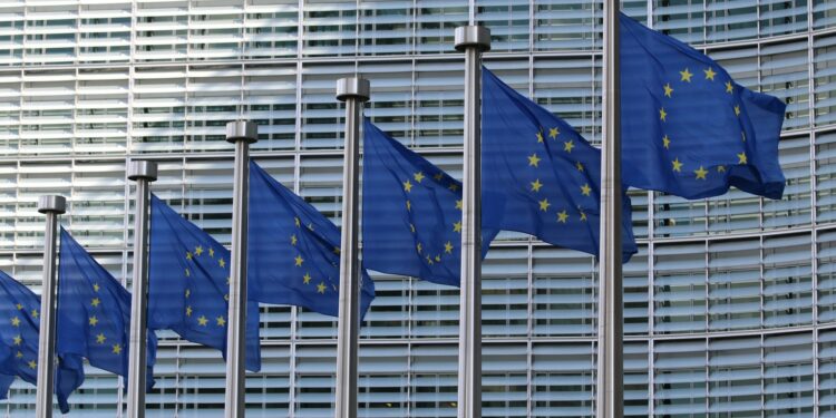 Οι ηγέτες της ΕΕ χαιρετίζουν την εκλογή του νέου Πάπα και δηλώνουν έτοιμοι για στενή συνεργασία