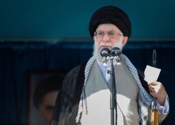 Ο αγιατολάχ Χαμενεΐ προτρέπει τις ΗΠΑ να αποχωρήσουν από τη Μέση Ανατολή