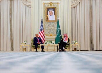 ΗΠΑ – Σαουδική Αραβία: Deal 600 δισ. δολαρίων για μια «νέα χρυσή εποχή»