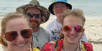 Σοκ στις ΗΠΑ: Πατέρας σκότωσε με μαχαίρι την σύζυγο και τα δύο παιδιά τους πριν αυτοκτονήσει