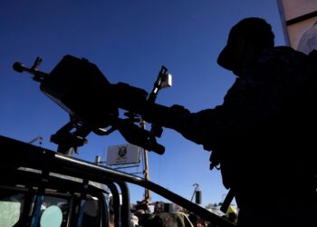 Θα συνεχίσουμε να στοχοποιούμε Ισραηλινούς ηγέτες λόγω της «σφαγής στη Γάζα»