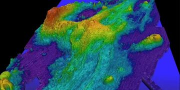 Τεράστιο υποθαλάσσιο ηφαίστειο αναμένεται να εκραγεί «από μέρα σε μέρα»