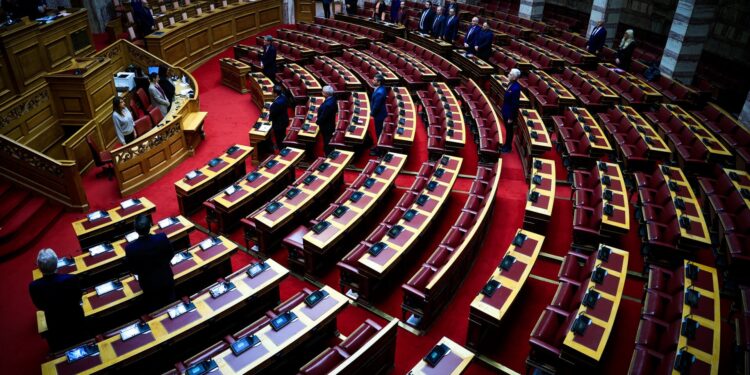 Κόντρα Ανδρουλάκη – Μαρινάκη με φόντο τη συμμετοχή της Τουρκίας στην ευρωπαϊκή άμυνα και το casus belli