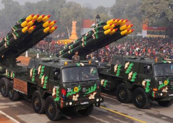 Ινδία – Πακιστάν: Ανησυχία για τη σύγκρουση δύο πυρηνικών δυνάμεων