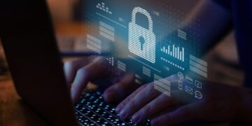 Στο μικροσκόπιο της Κομισιόν τέσσερις πορνογραφικές ιστοσελίδες για ζητήματα ασφάλειας ανηλίκων