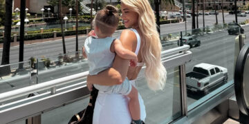 Η έκπληξη του Δημήτρη Αλεξάνδρου και του Πάρη για τη Γιορτή της Μητέρας