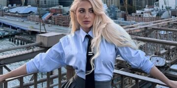 Ιωάννα Τούνη: «Συγχαρητήρια σε μένα που ενώ με κράζει η μισή Ελλάδα, συνεχίζω απλά να είμαι αληθινή»