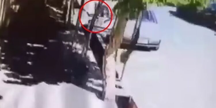 Ιράν: Πατέρας μαχαίρωσε μέχρι θανάτου την 18χρονη κόρη του