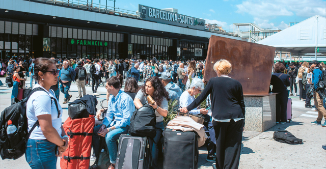 The lesson of Spain and conspiracy theories: Can a “mega blackout” happen in Greece too?