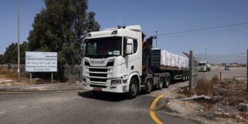 Το Ισραήλ ανακοίνωσε τη διέλευση φορτηγών με βρεφικές τροφές στη Γάζα