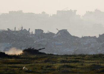 Τουλάχιστον 100 νεκροί σε ισραηλινά πλήγματα στη διάρκεια της νύχτας