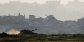 Τουλάχιστον 100 νεκροί σε ισραηλινά πλήγματα στη διάρκεια της νύχτας