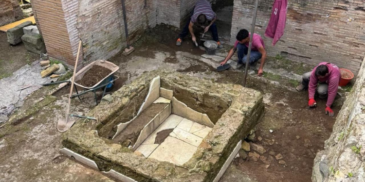 Έρευνα αποκαλύπτει πώς αρχαία λουτρά μετατράπηκαν σε χριστιανική εκκλησία