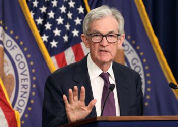 Τζερόμ Πάουελ: Ο κεντρικός τραπεζίτης που έβρισκε «βαρετά και άχρηστα» τα οικονομικά