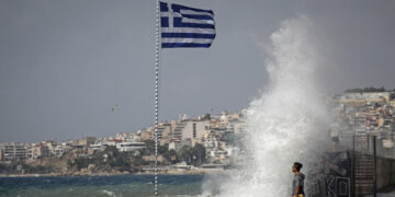 Weather: Temperature drop and strong northern winds today – The bad weather caused problems in Attica, Lamia, and Crete