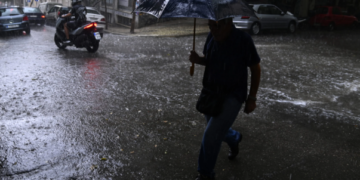 Καιρός: Επιδείνωση σήμερα με βροχές και καταιγίδες