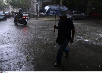 Καιρός: Με ακόμη ένα βροχερό… ξέσπασμα «κλείνει» ο μήνας